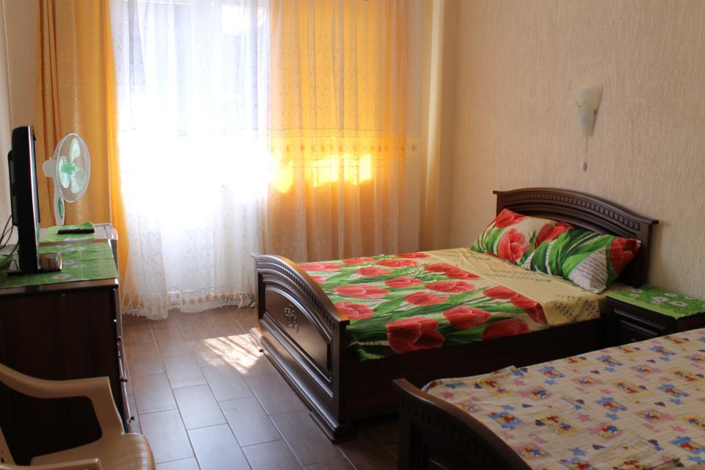 Dobry Kit Guest House Loo Chambre photo